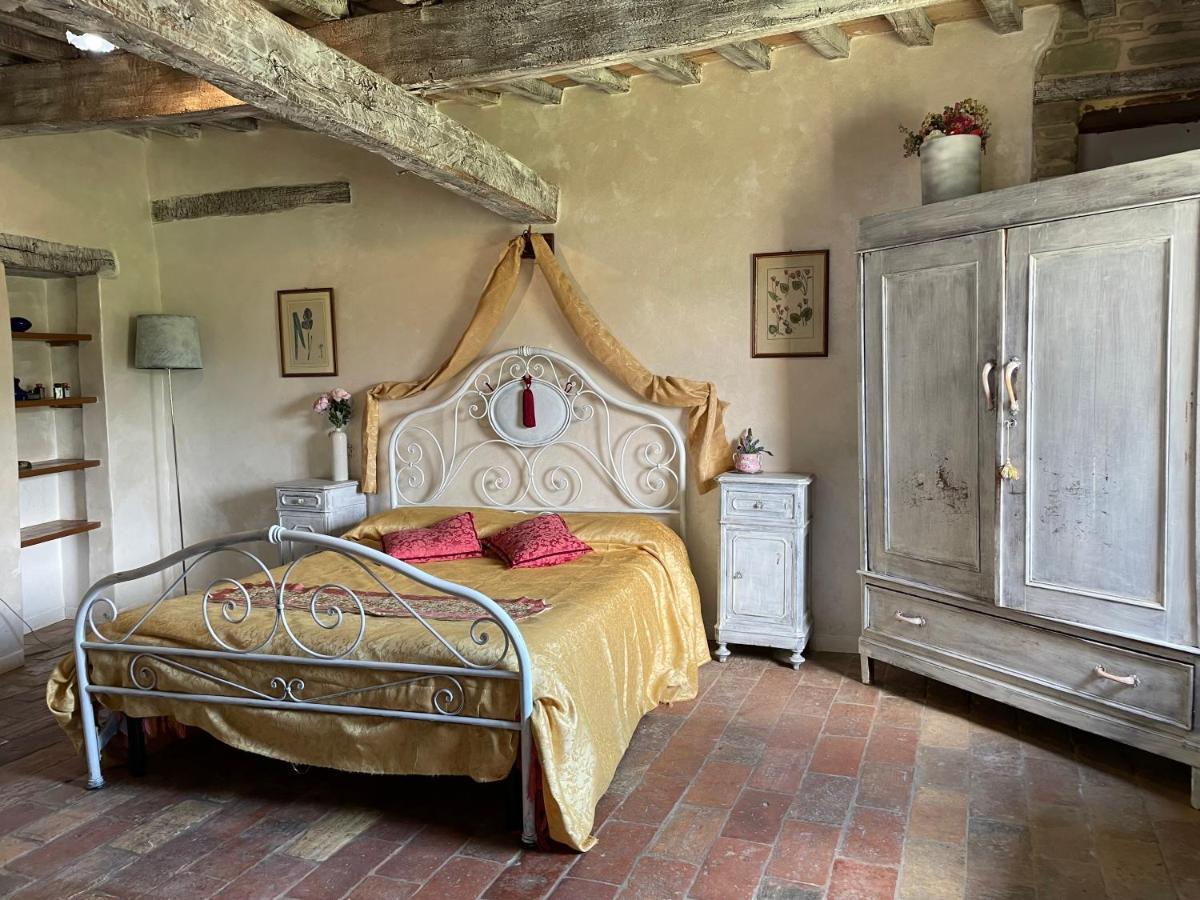 Agriturismo Biologico Castello Della Pieve Mercatello sul Metauro Экстерьер фото