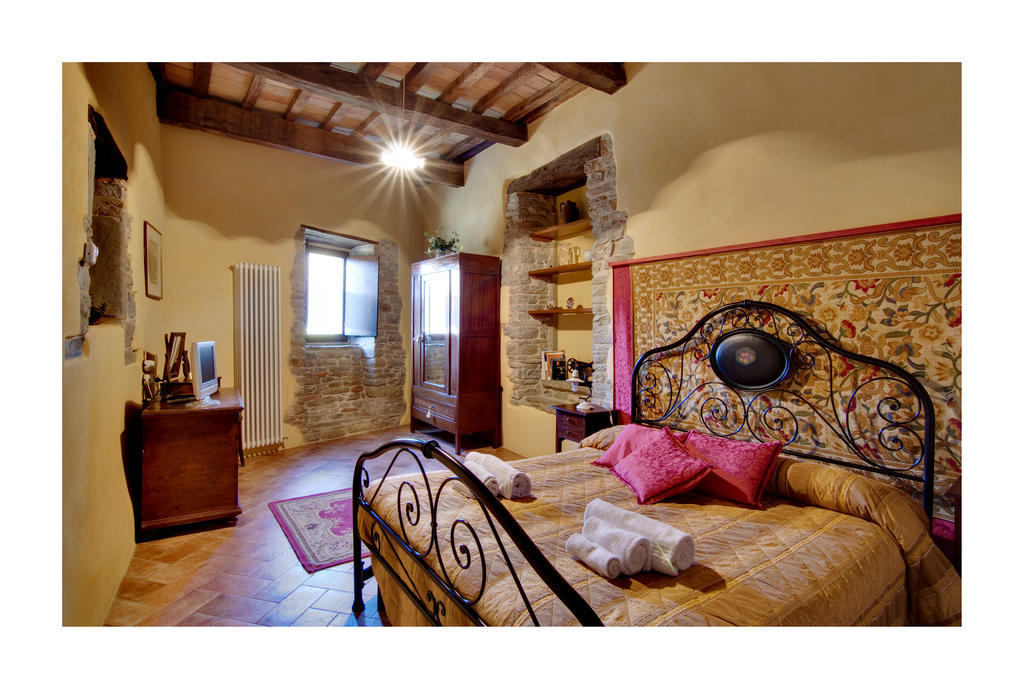 Agriturismo Biologico Castello Della Pieve Mercatello sul Metauro Номер фото